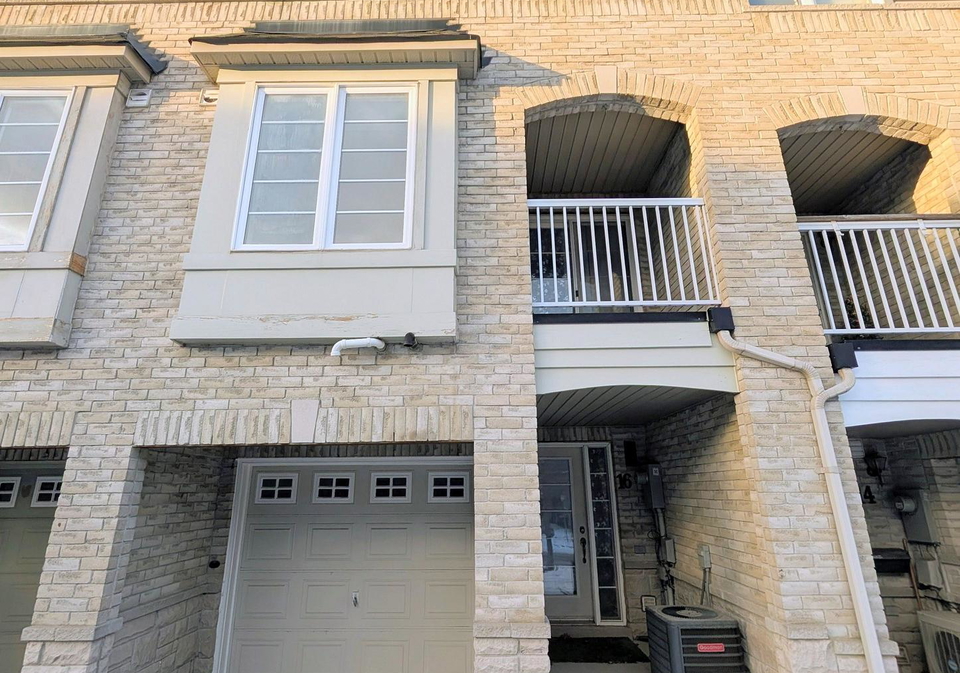 16-thornharrold-street-ajax-ontario-e12614614