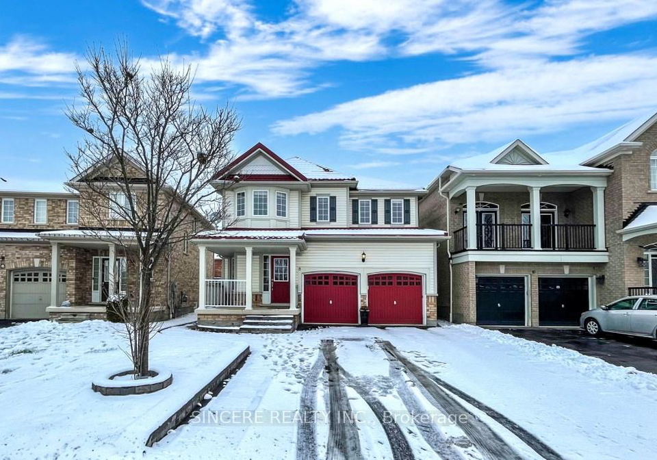 8-canary-street-whitby-ontario-e12615192