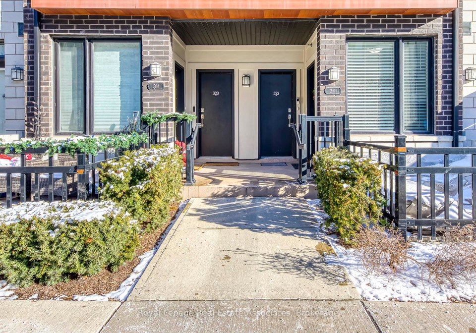 1555-kingston-road-pickering-ontario-e12615504
