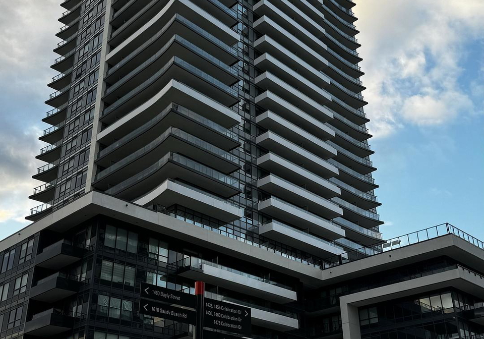 1435-celebration-drive-pickering-ontario-e12615890