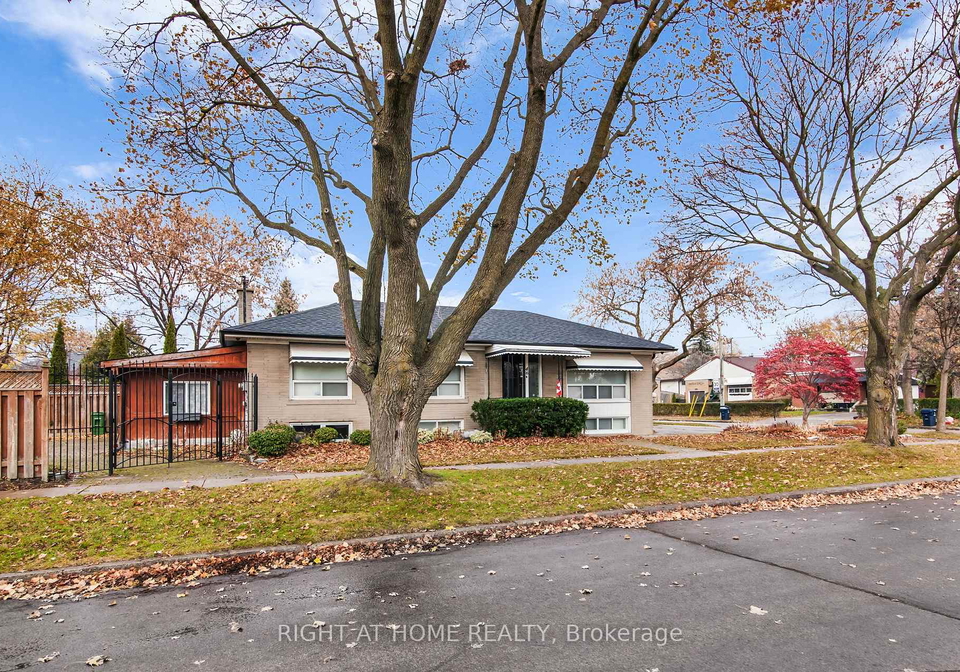 46-basildon-crescent-scarborough-ontario-e12615954