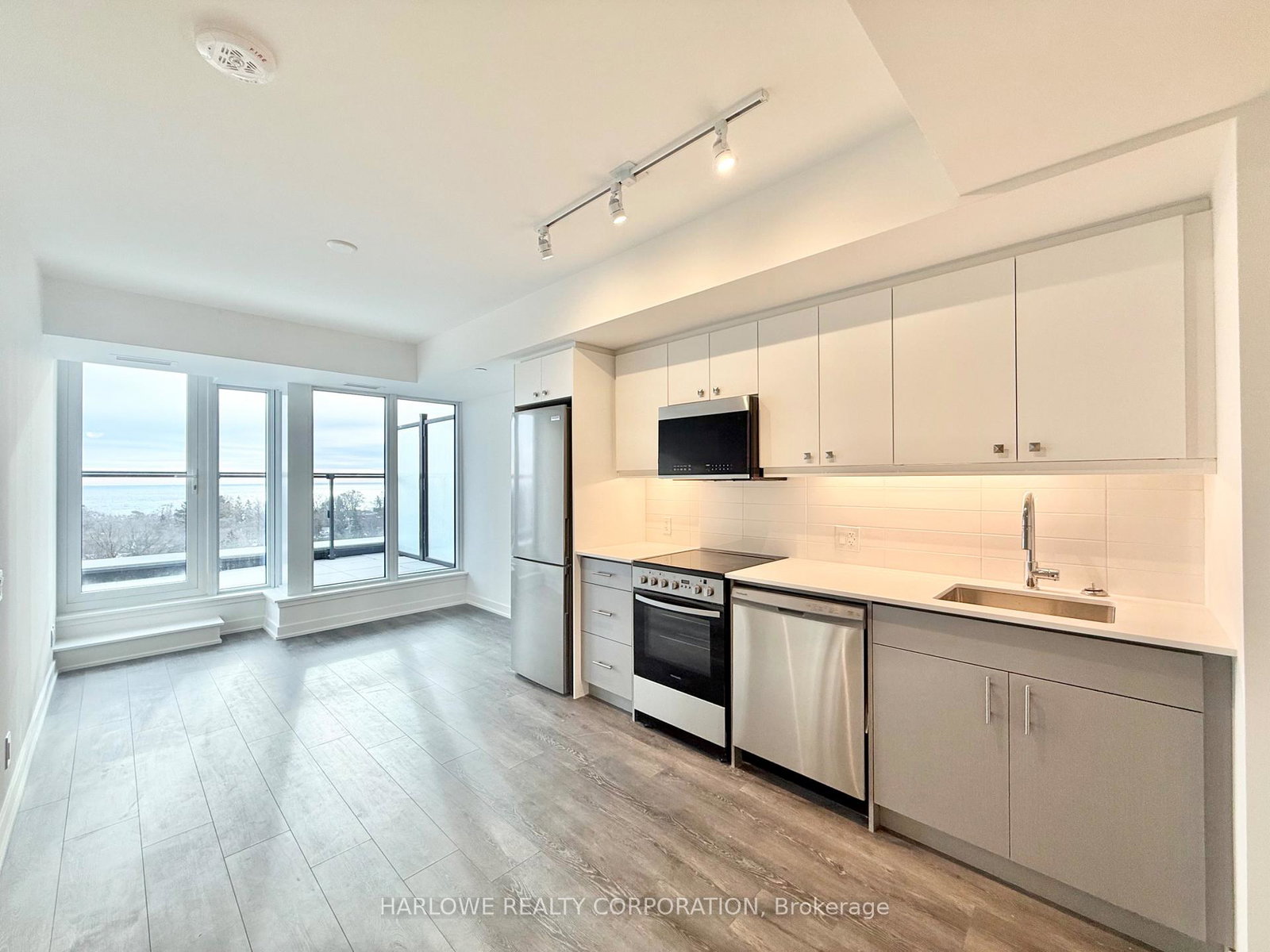 2-manderley-drive-scarborough-ontario-e12616012