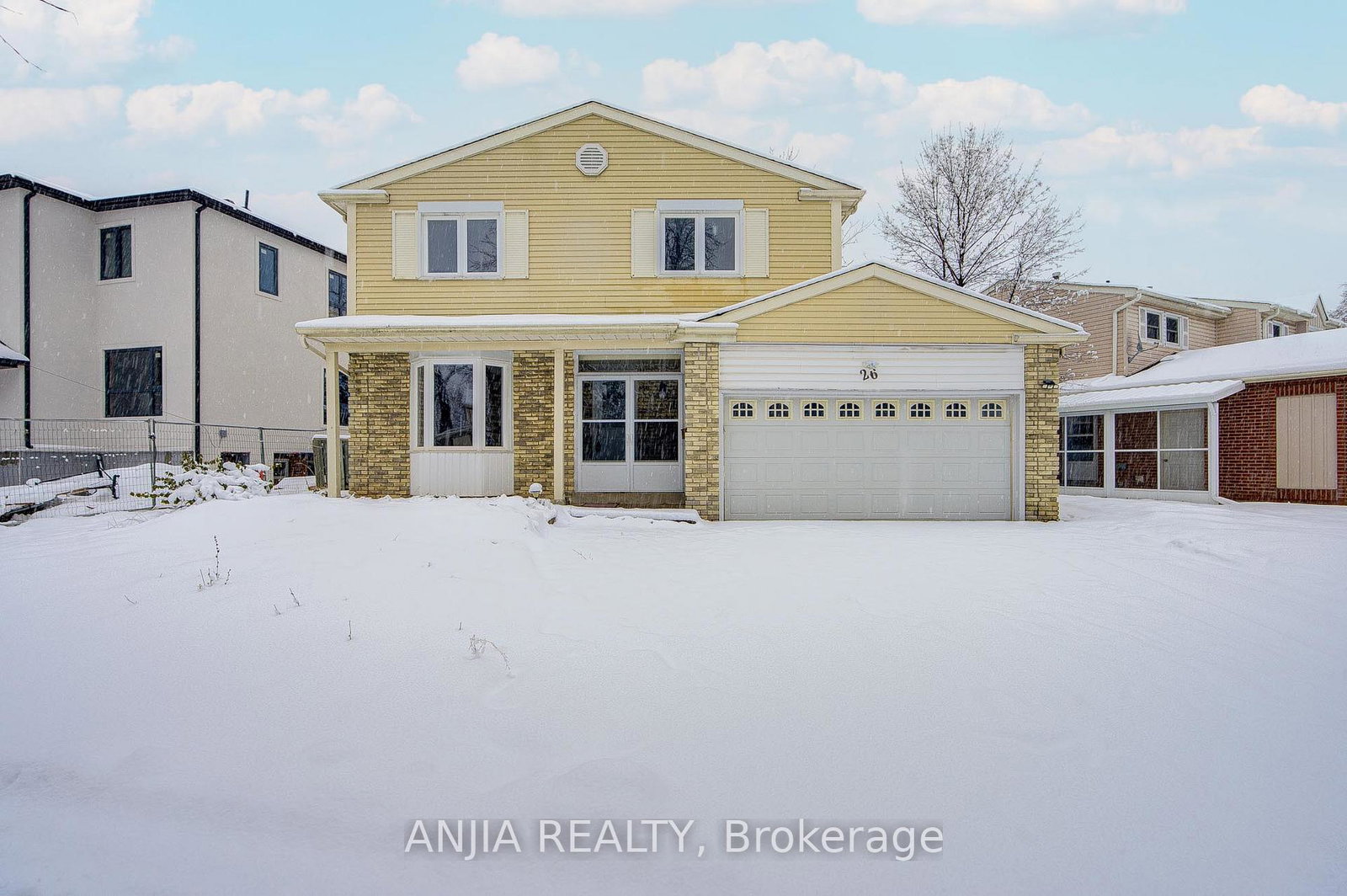 26-longbow-square-scarborough-ontario-e12621056