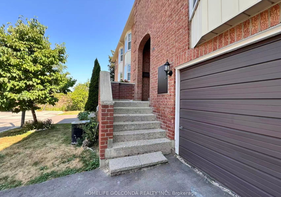 25-whitecap-boulevard-scarborough-ontario-e12622996