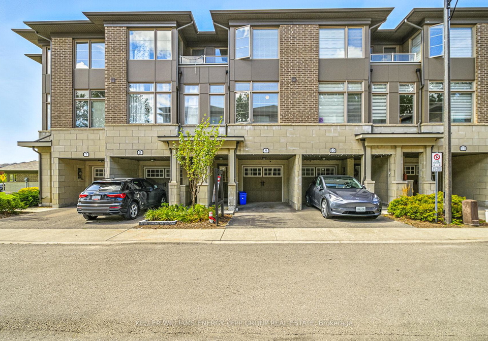 384-arctic-red-drive-oshawa-ontario-e12626632