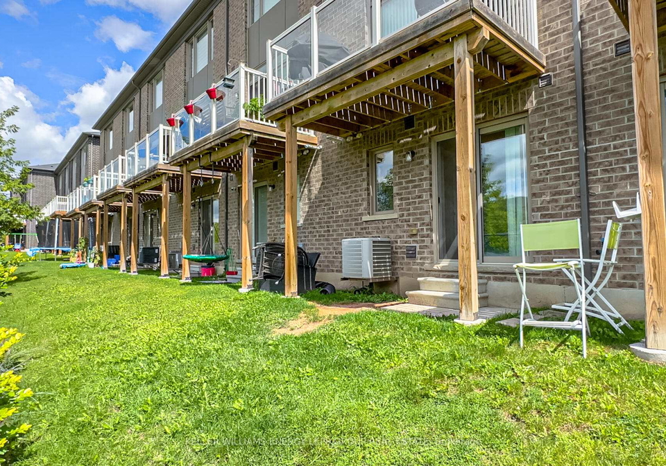 384-arctic-red-drive-oshawa-ontario-e12626632