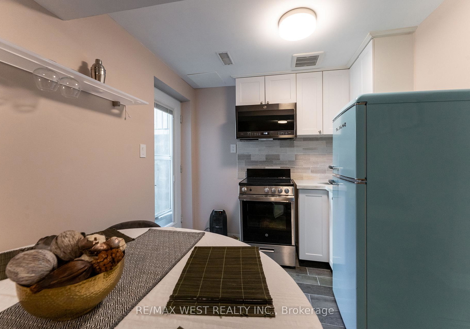 180-holborne-avenue-east-york-ontario-e12628040