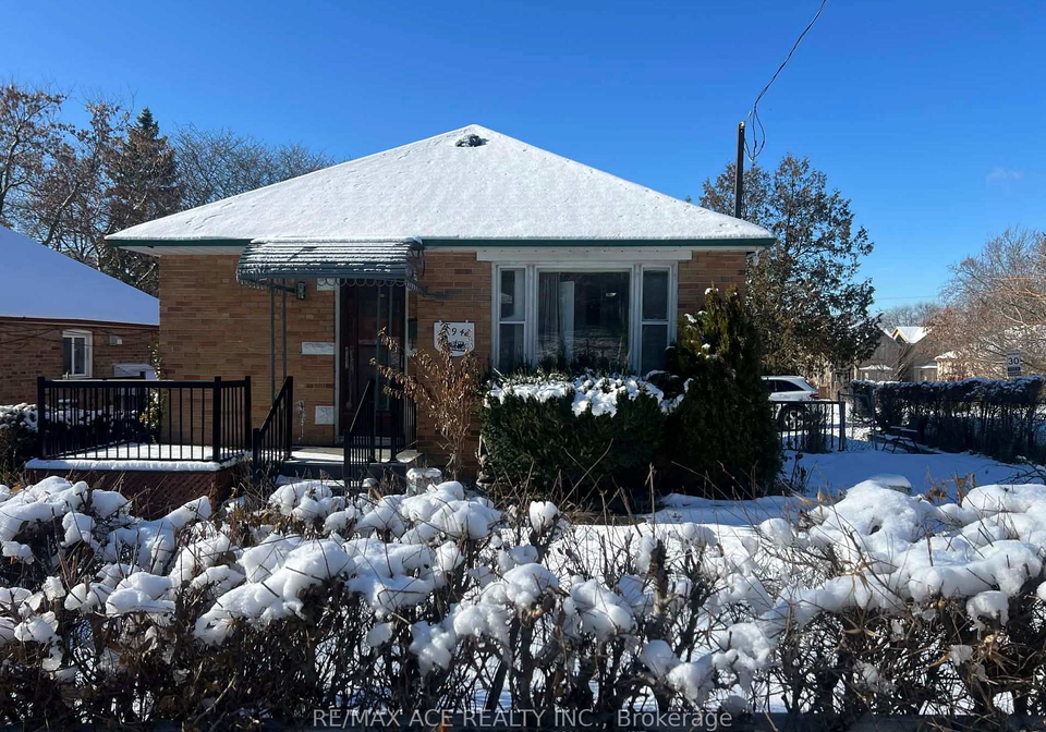 294-pharmacy-avenue-scarborough-ontario-e12628878