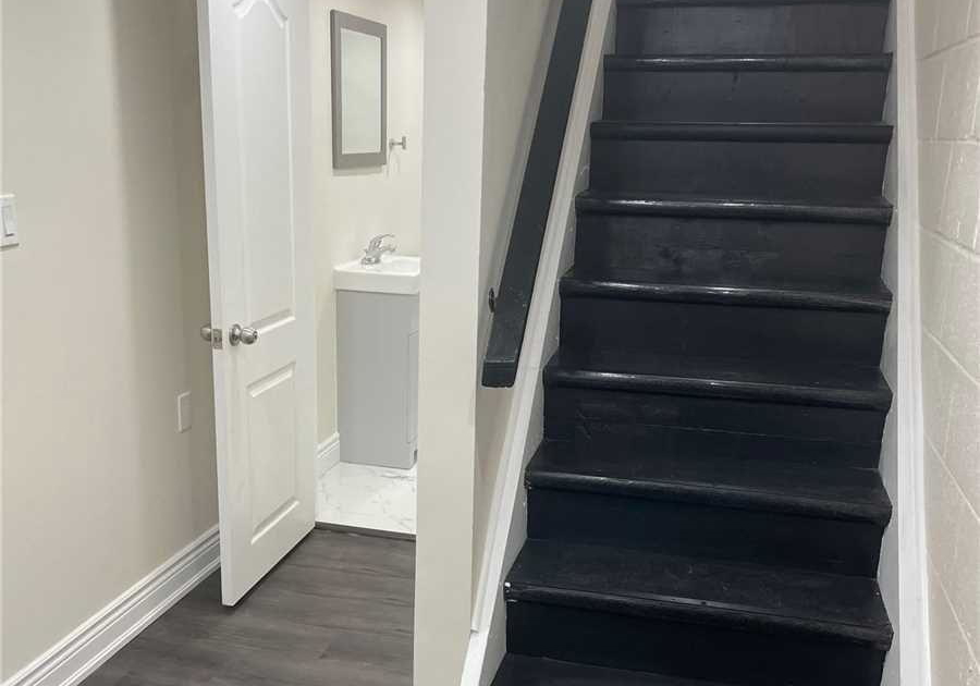 77-guelph-street-oshawa-ontario-e12630288