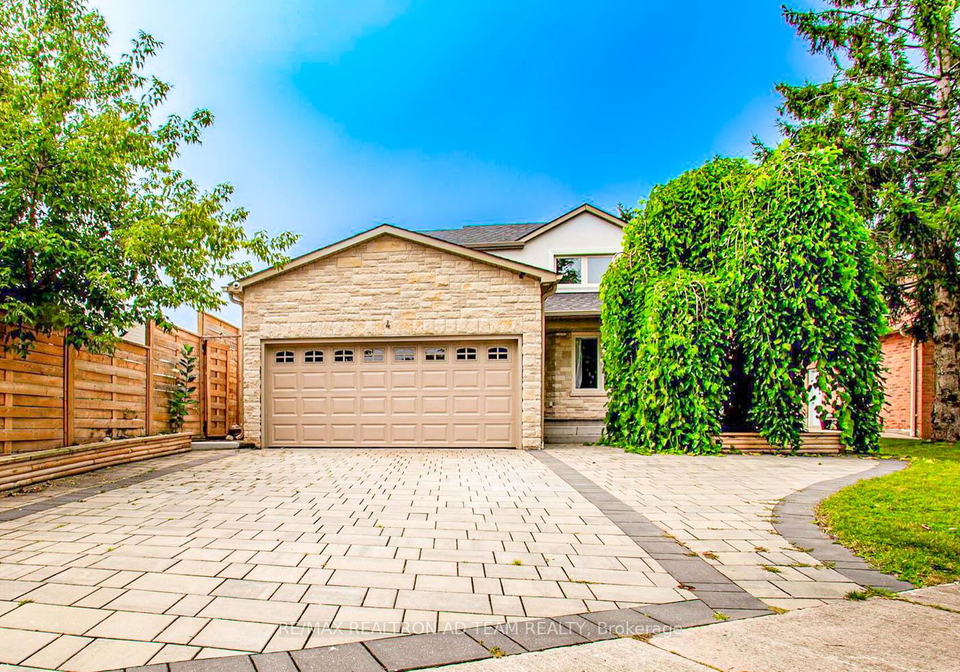 4-gilmour-drive-ajax-ontario-e12630660