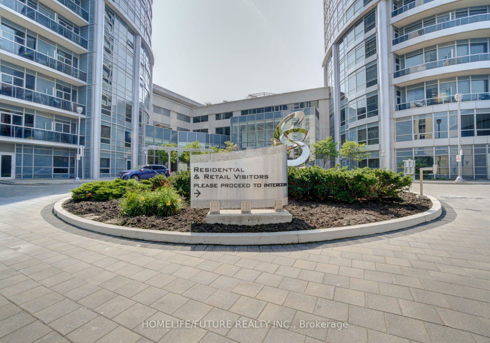 135-village-green-square-scarborough-ontario-e12630886