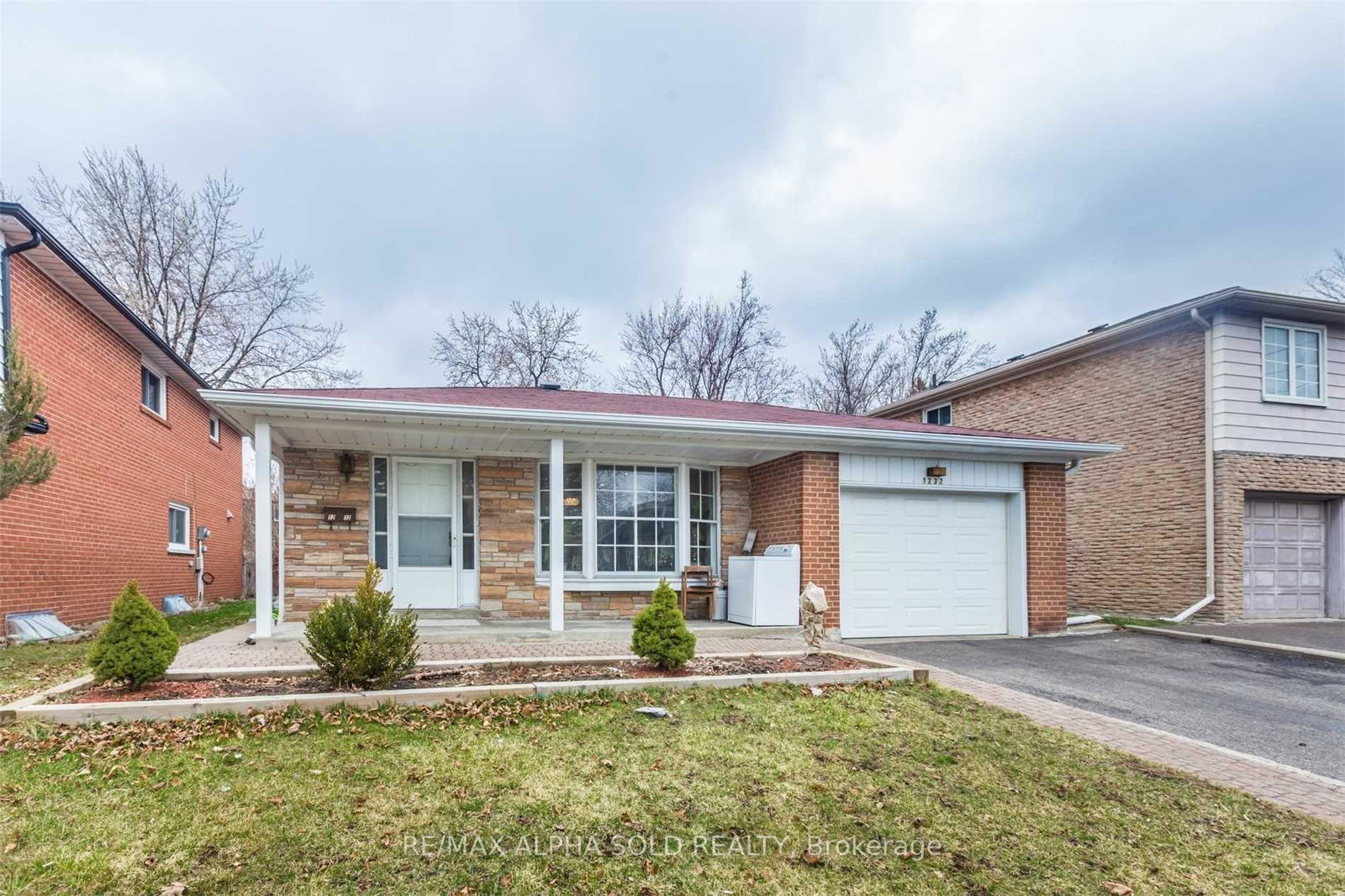 1232-huntingwood-drive-scarborough-ontario-e12631012