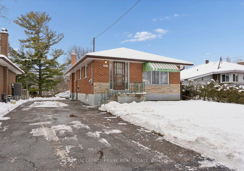 254-dover-street-oshawa-ontario-e12633288