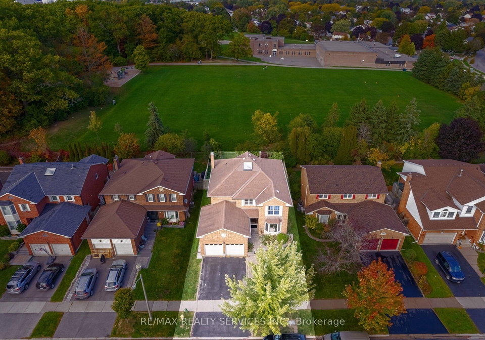 14-milner-crescent-ajax-ontario-e12633538