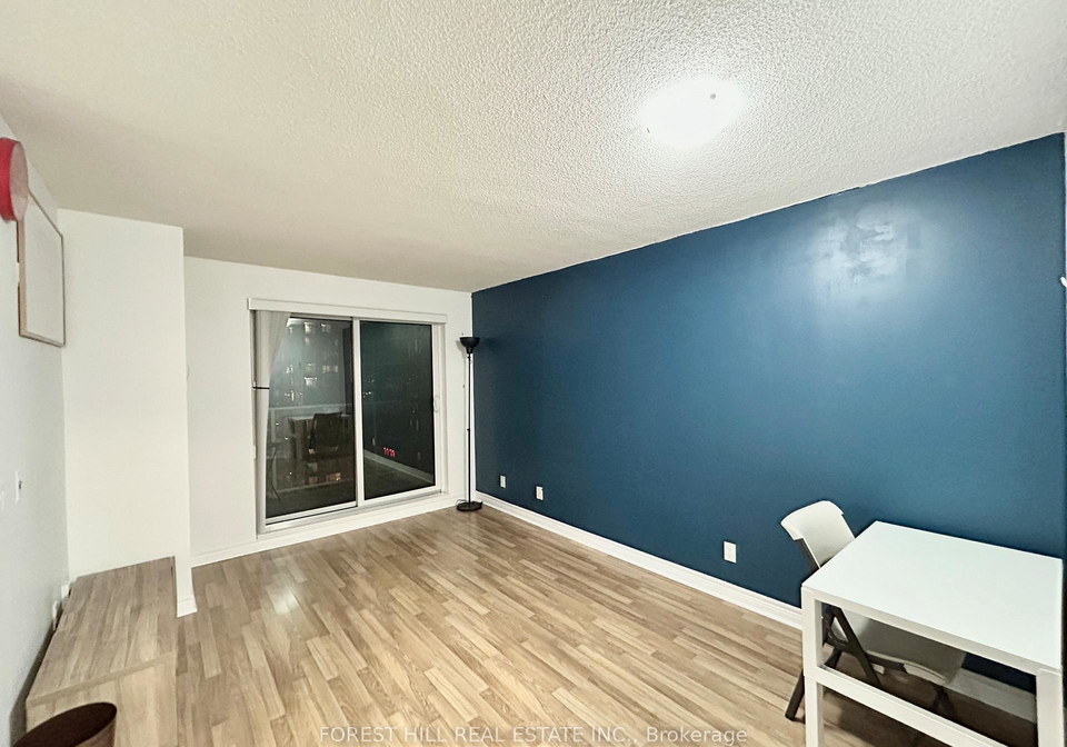 60-town-centre-court-scarborough-ontario-e12633958