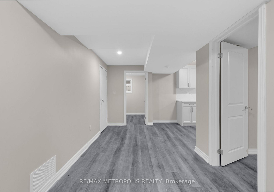 161-windfields-farm-drive-w-oshawa-ontario-e12635134