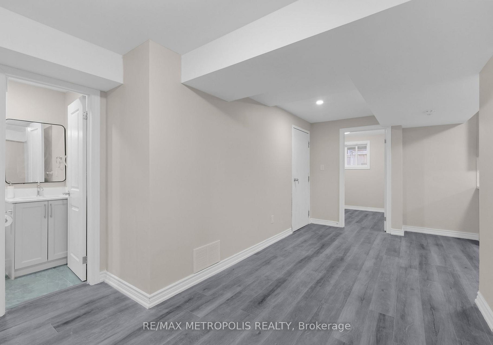 161-windfields-farm-drive-w-oshawa-ontario-e12635134