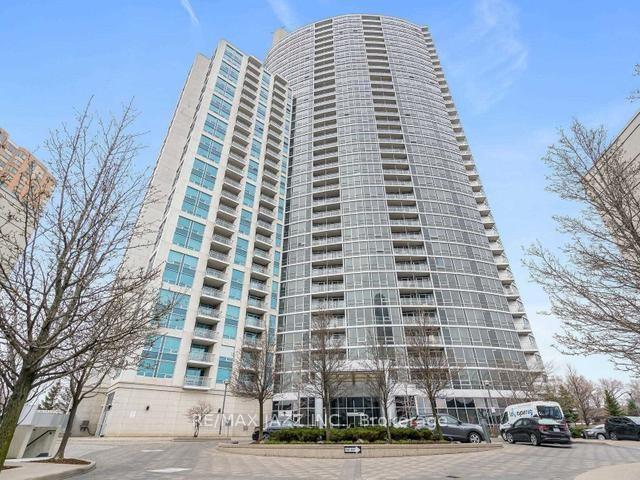 borough-drive-scarborough-ontario-e12635190