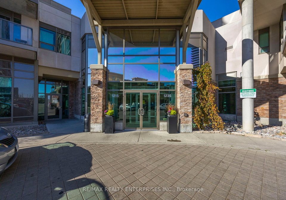 1215-bayly-street-pickering-ontario-e12636234