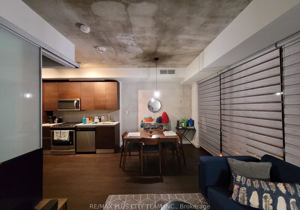 246-logan-avenue-toronto-ontario-e12636582
