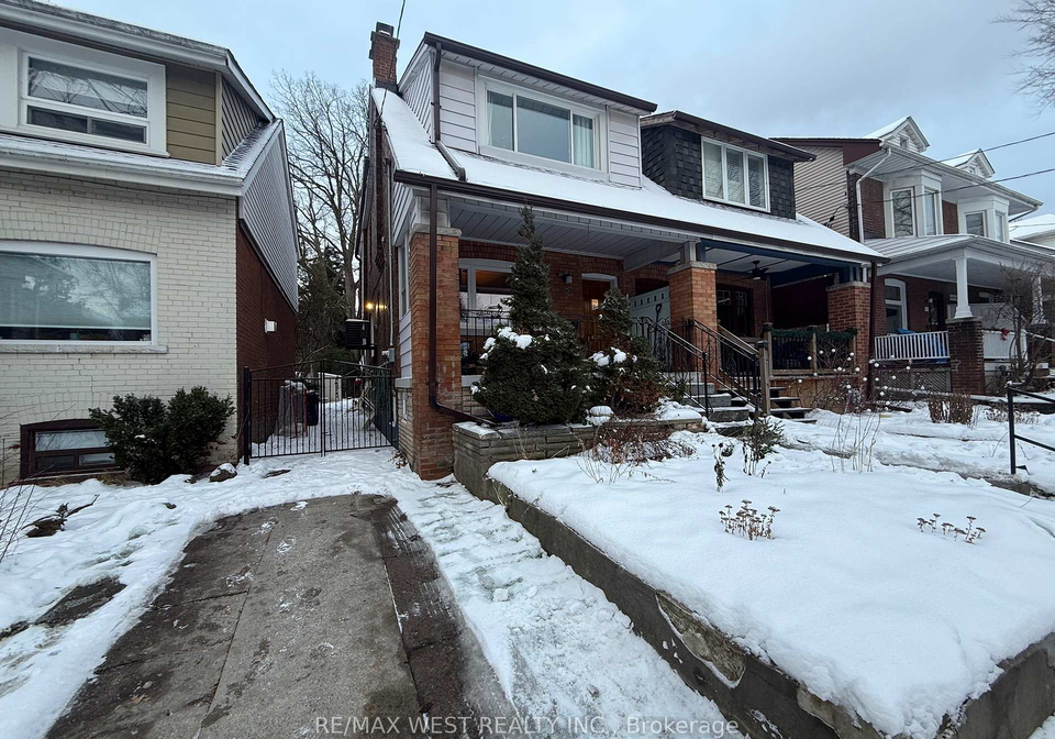 15-keystone-avenue-toronto-ontario-e12637778