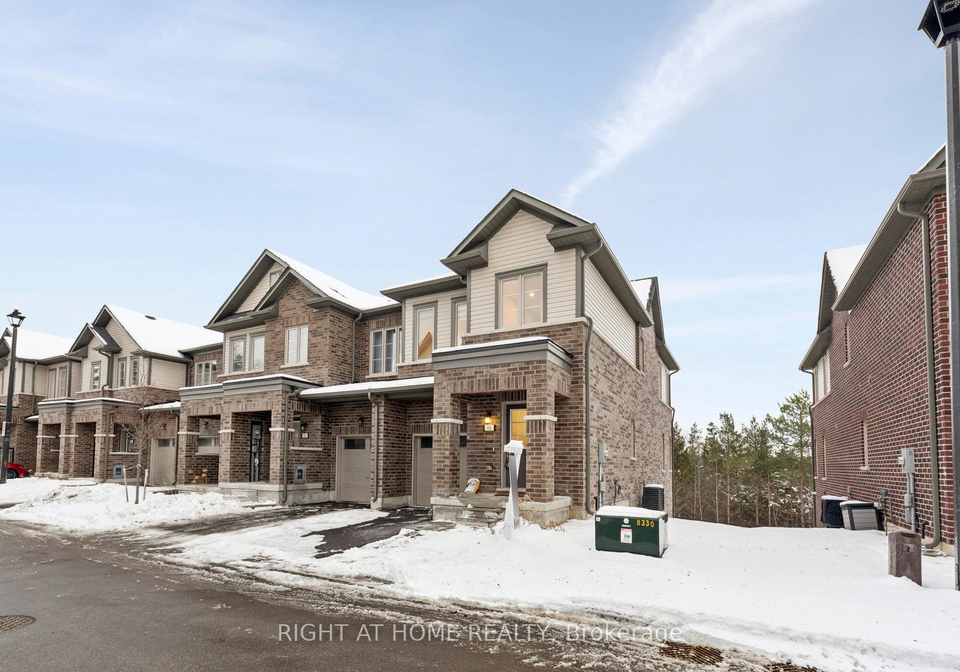 46-senay-circle-clarington-ontario-e12639042