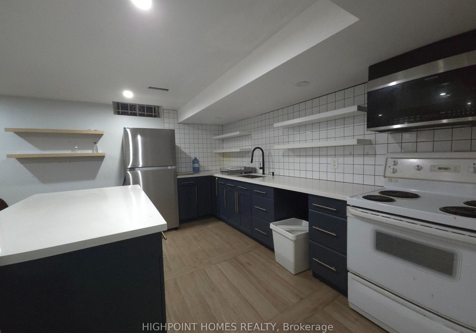 7-karen-ann-crescent-scarborough-ontario-e12639162