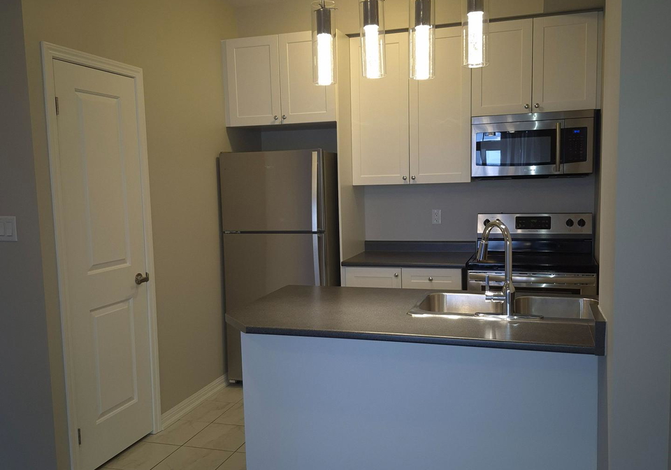 84-aspen-springs-drive-clarington-ontario-e12639242
