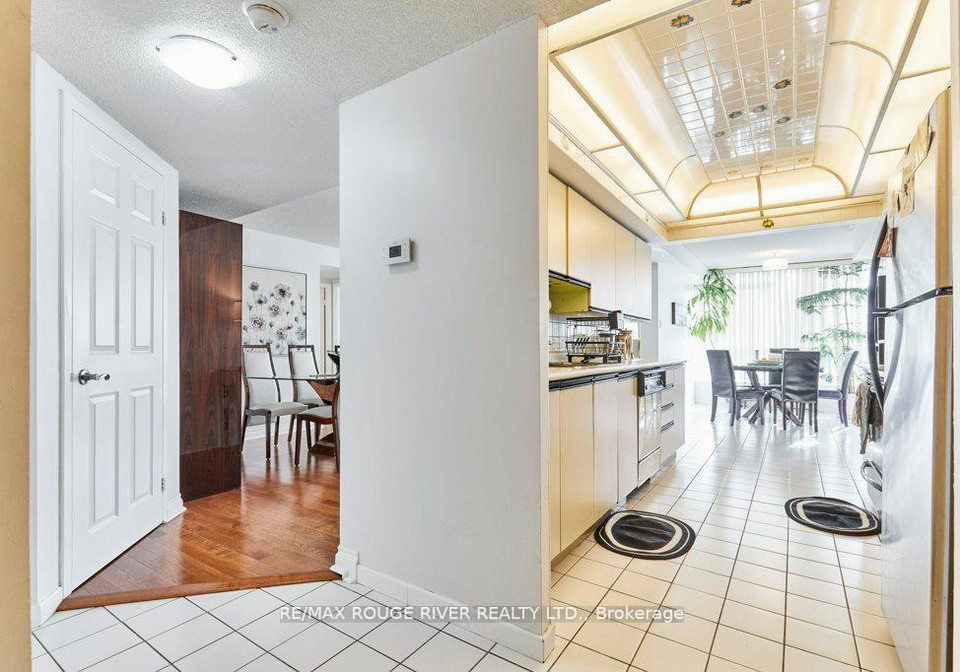 4725-sheppard-avenue-e-scarborough-ontario-e12639664