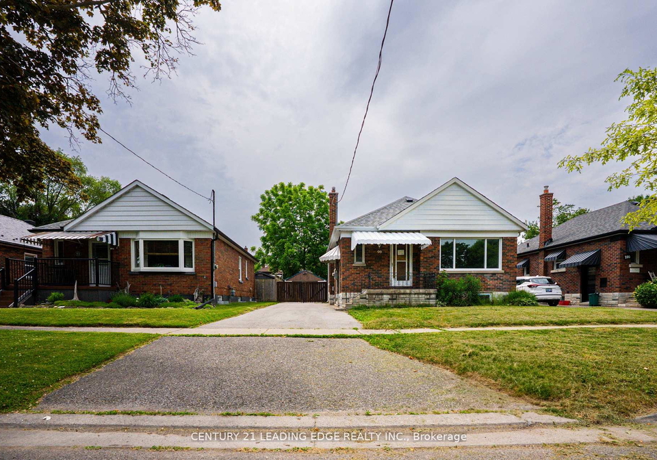 96-oakes-avenue-oshawa-ontario-e12639862