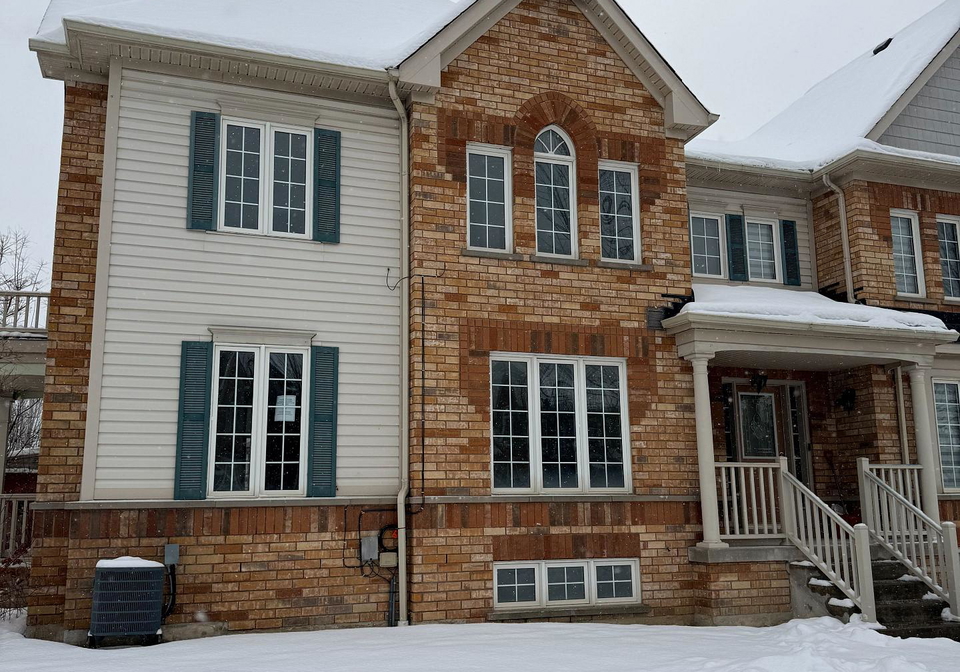 2-howlett-crescent-ajax-ontario-e12640410