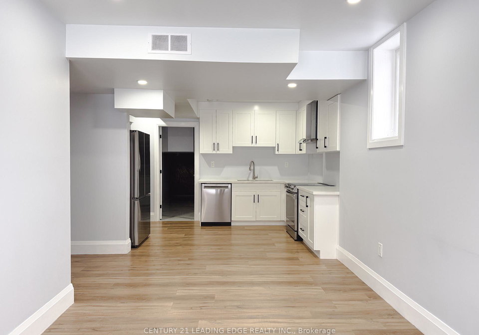 39-crombie-street-clarington-ontario-e12640448