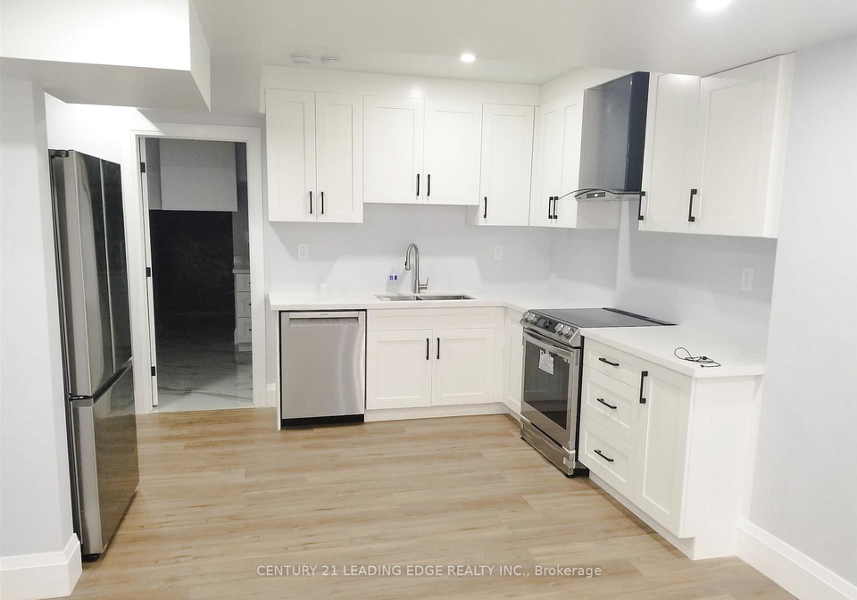 39-crombie-street-clarington-ontario-e12640448