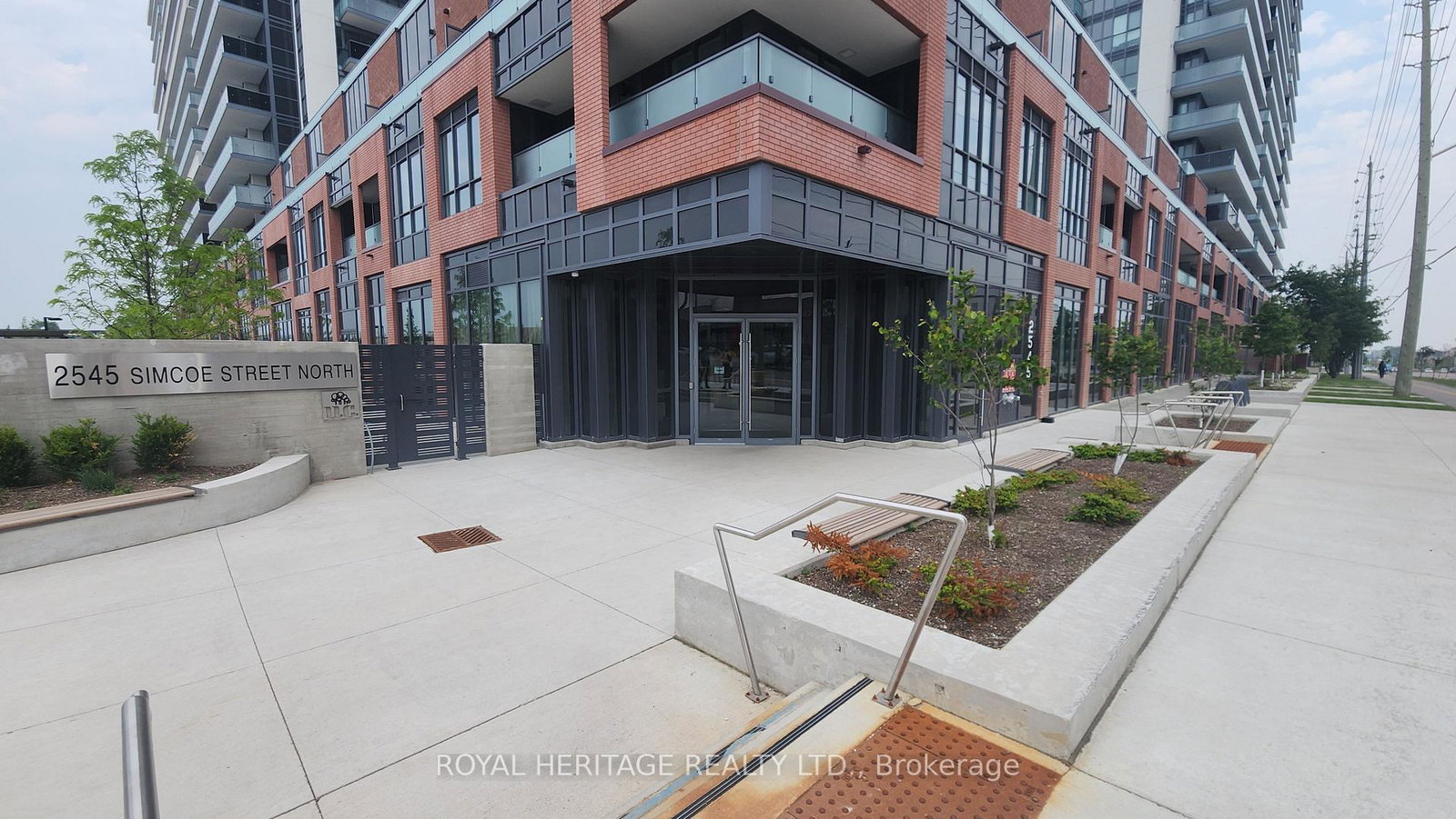 2545-simcoe-street-n-oshawa-ontario-e12640822