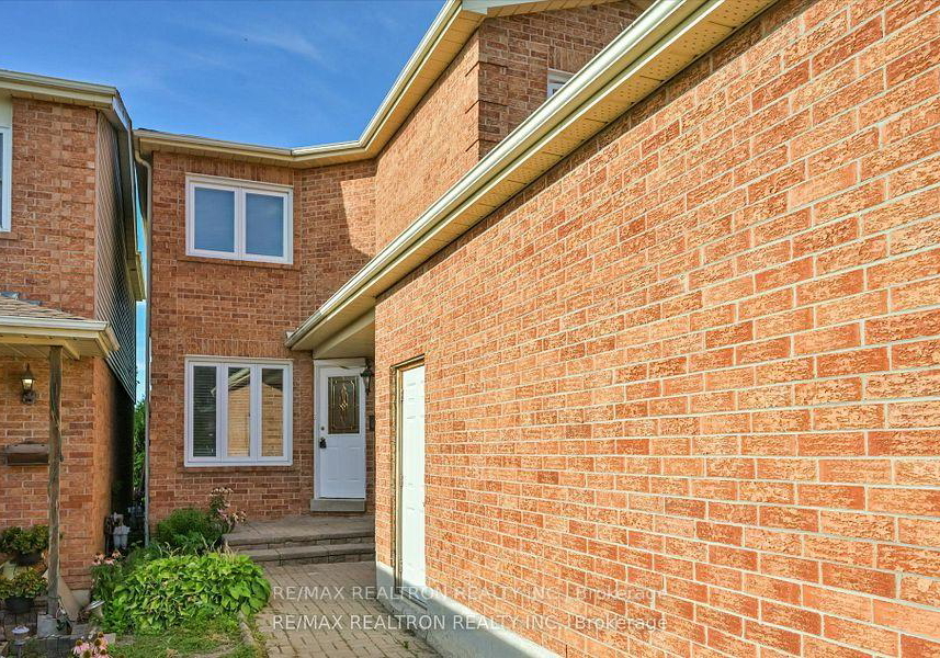 203-glen-hill-drive-whitby-ontario-e12641432