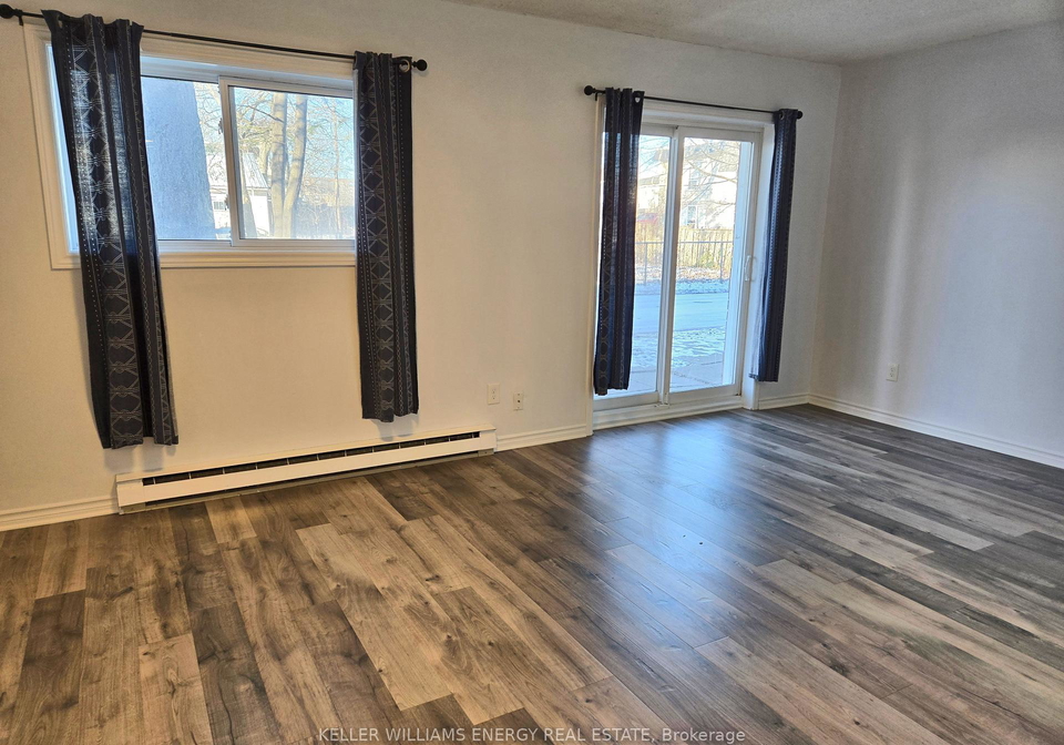 576-mary-street-e-whitby-ontario-e12642228