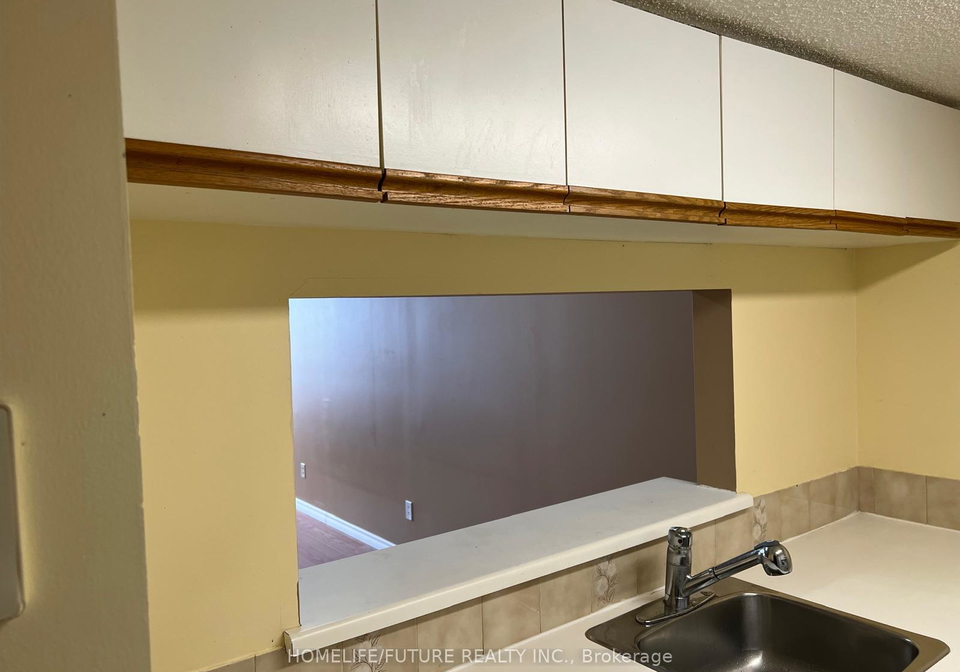 150-alton-towers-circle-scarborough-ontario-e12642552