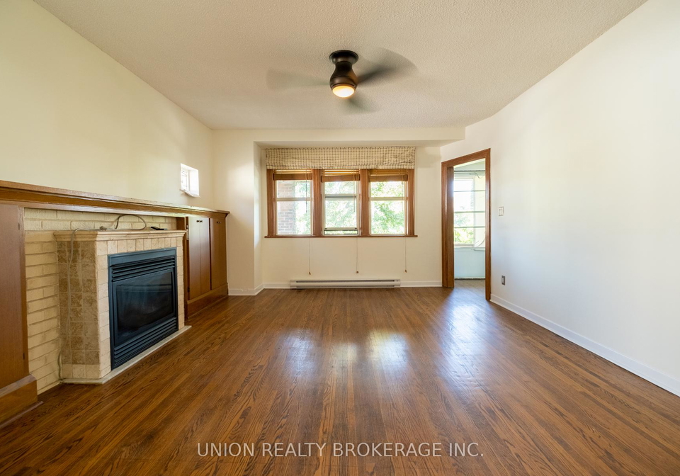 32-wineva-avenue-toronto-ontario-e12643102
