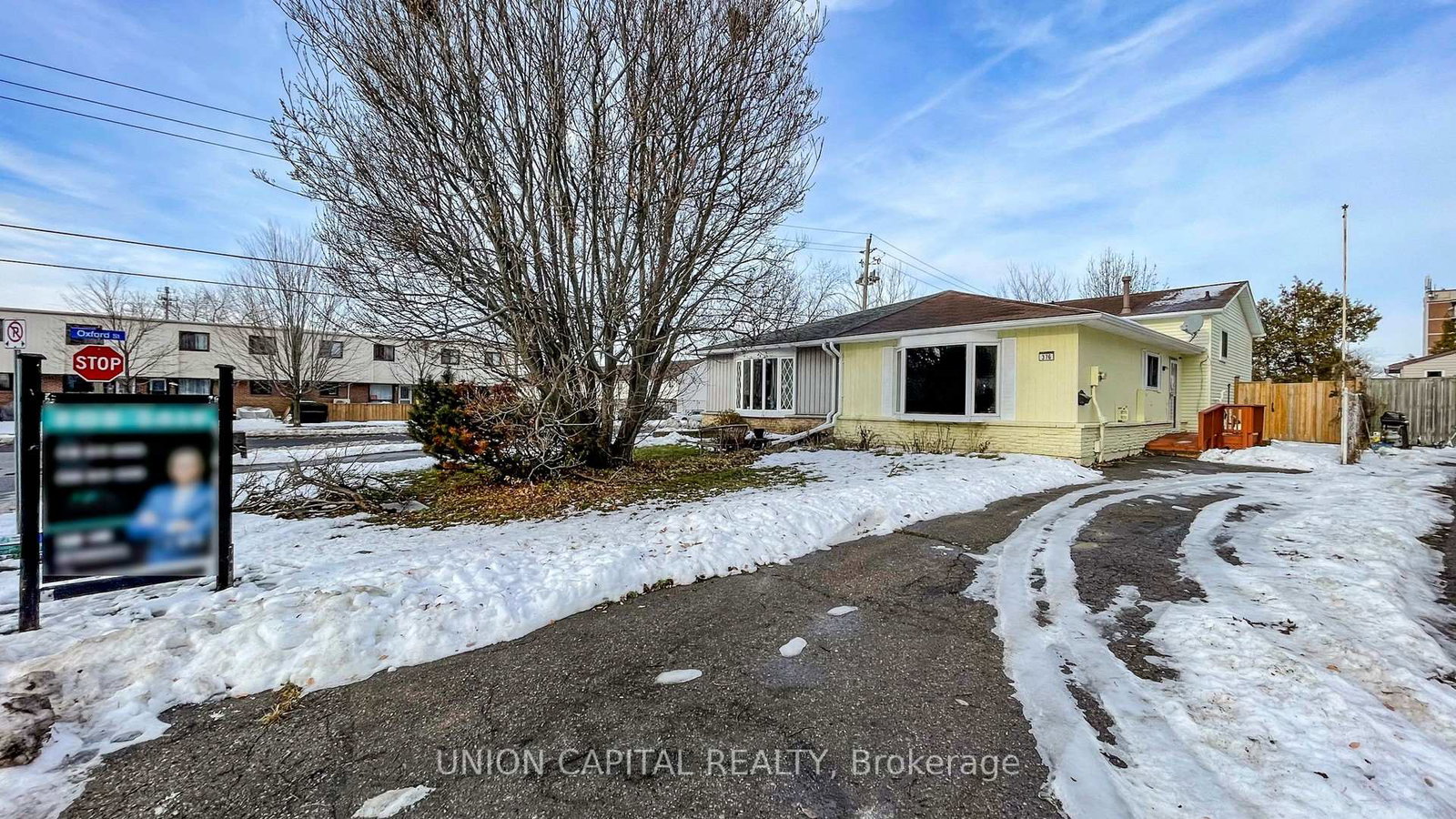 376-calvert-court-oshawa-ontario-e12643290