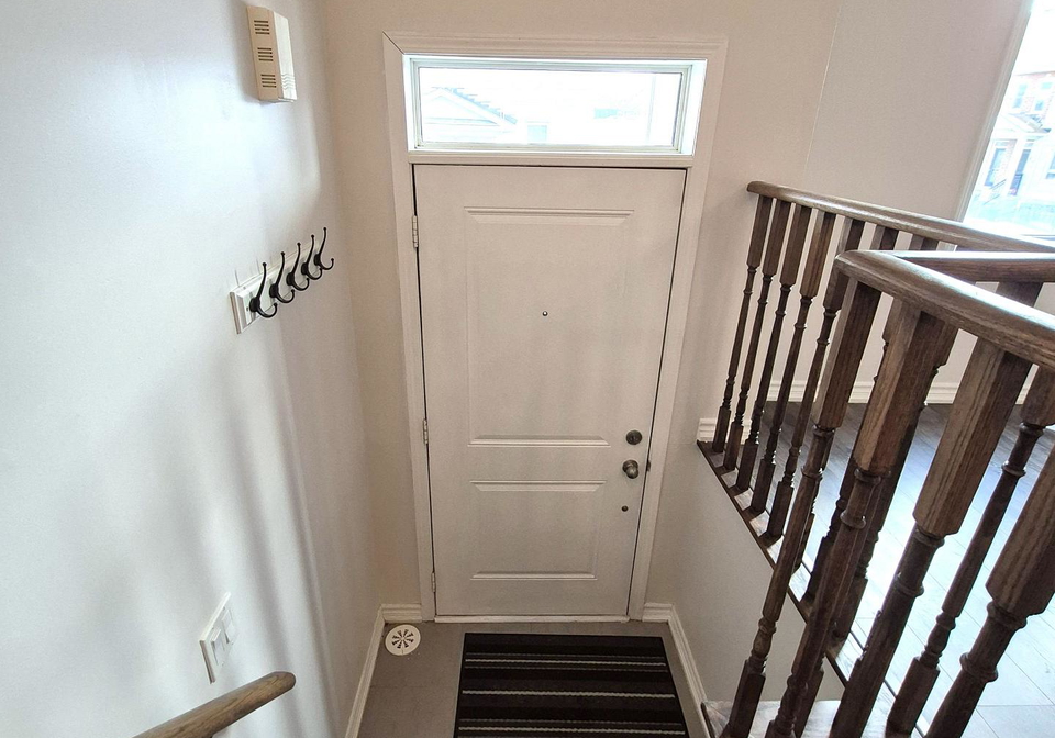 12-dunsley-way-whitby-ontario-e12643478