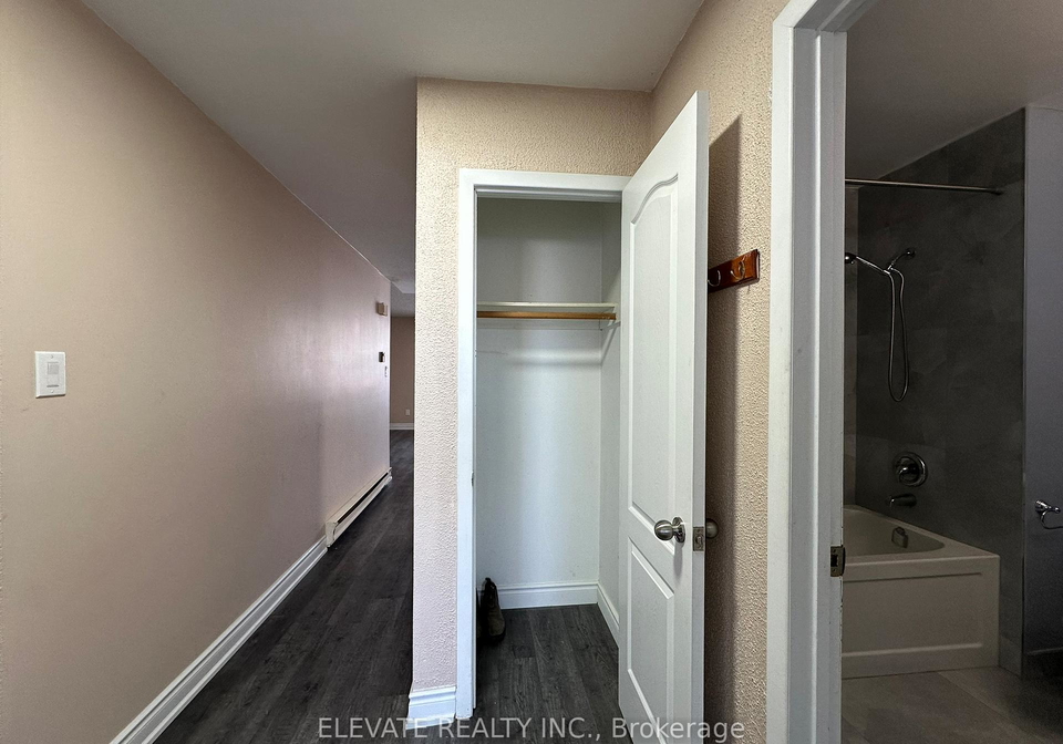 987-pape-avenue-east-york-ontario-e12643624