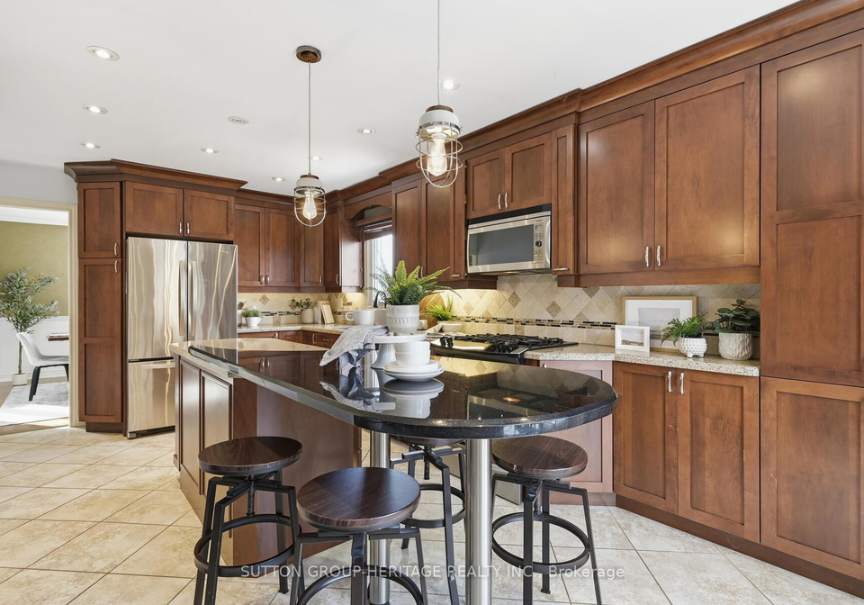 54-reed-drive-ajax-ontario-e12643782
