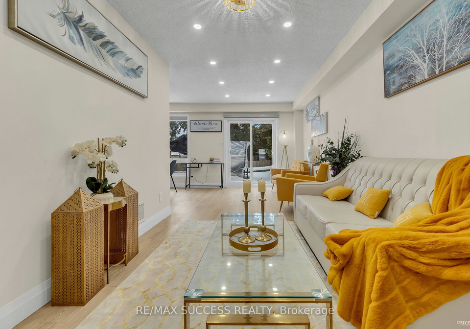 2281-wildwood-crescent-pickering-ontario-e12644822