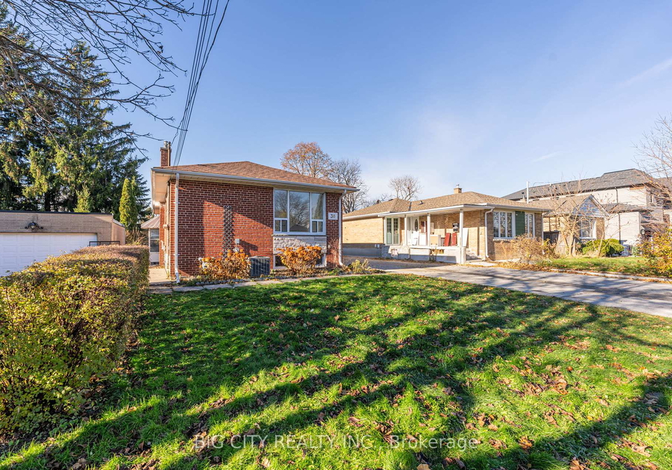 30-wexford-boulevard-scarborough-ontario-e12646390