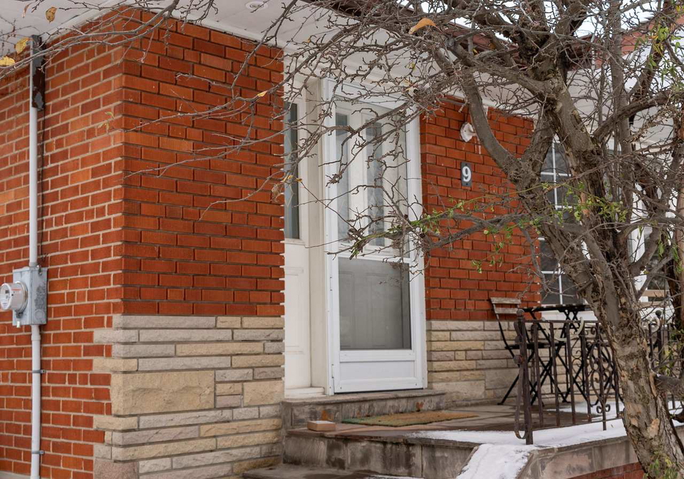 9-sylla-avenue-scarborough-ontario-e12647198