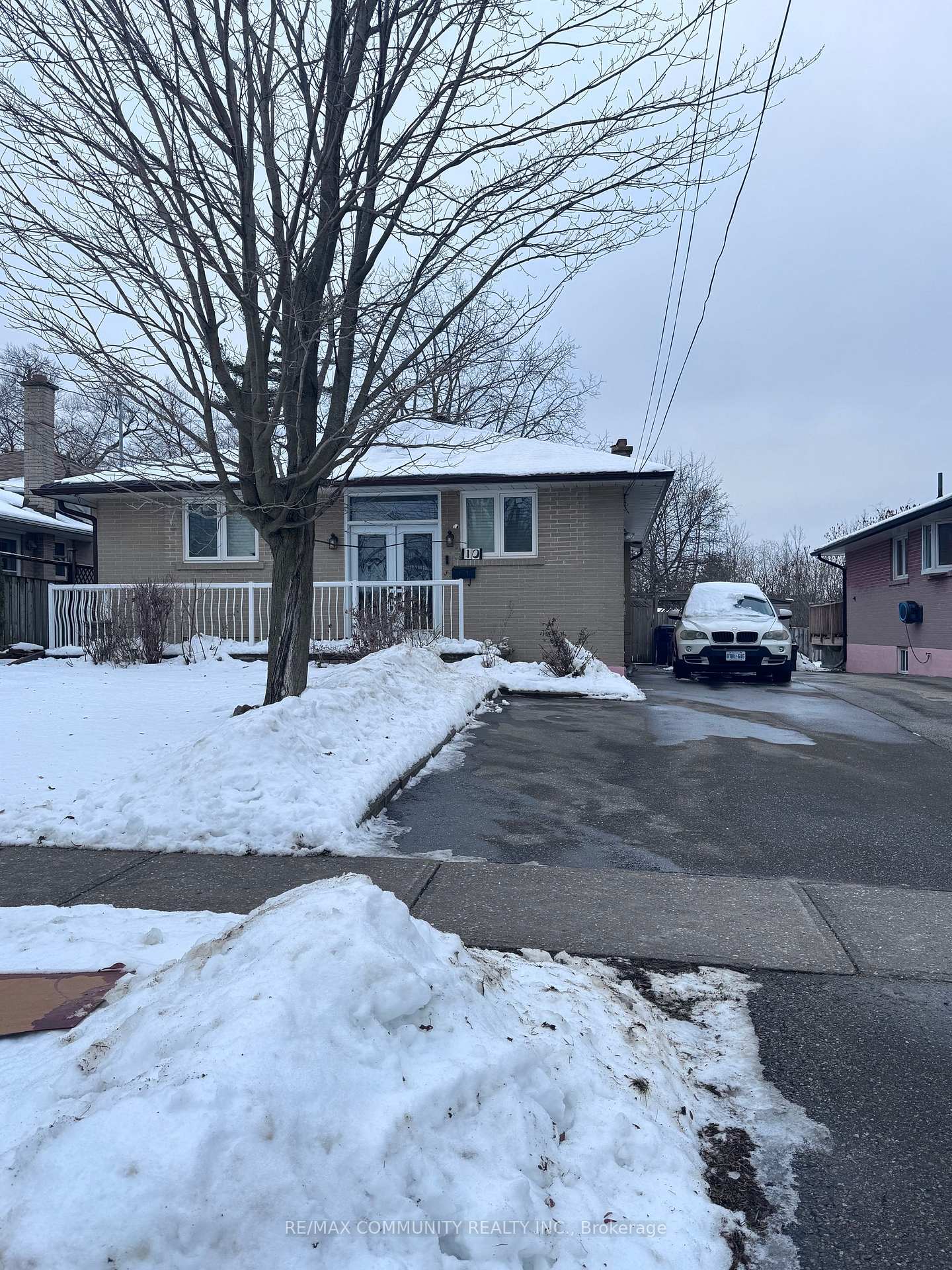 10-oakridge-drive-scarborough-ontario-e12649228