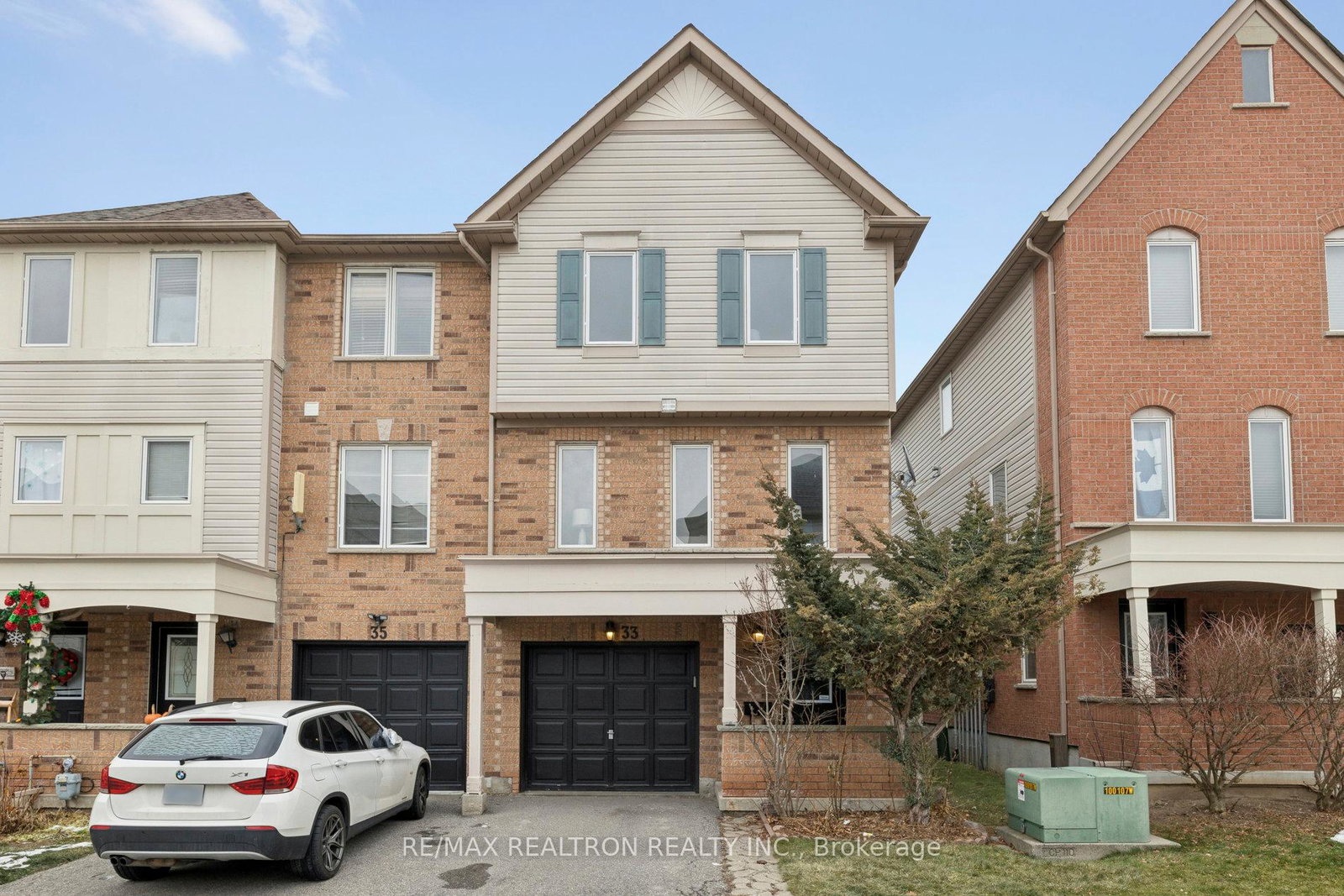 33-pennefather-lane-ajax-ontario-e12649252