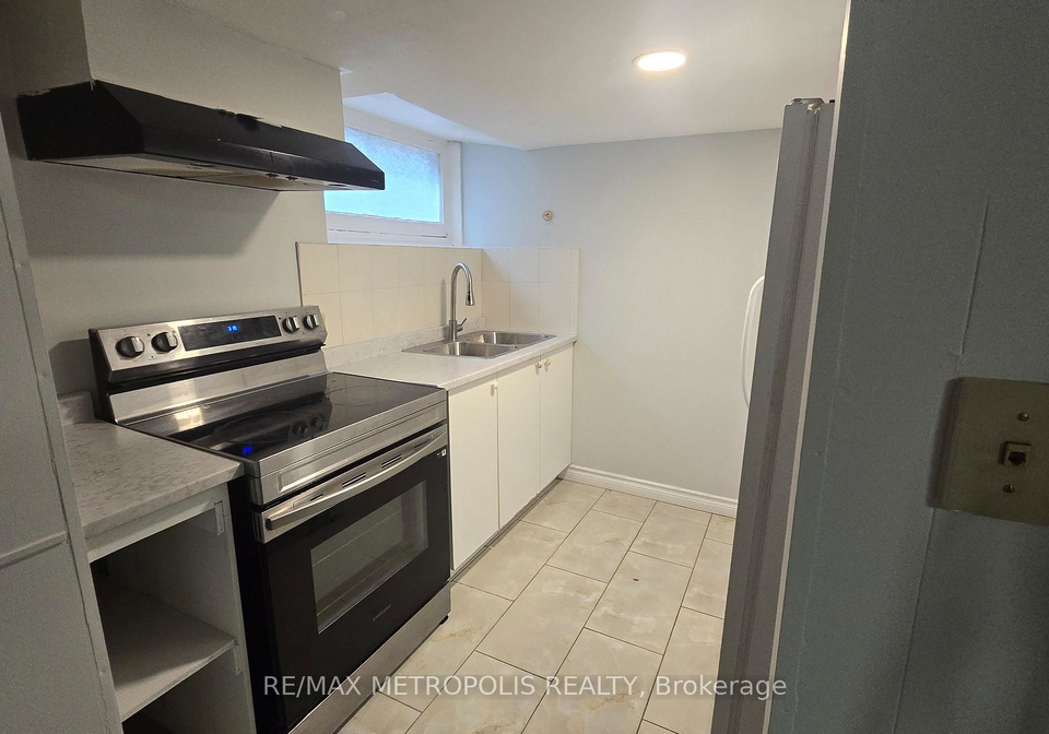 38-copping-road-scarborough-ontario-e12649792