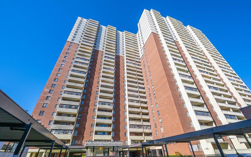 5-massey-square-east-york-ontario-e12650208
