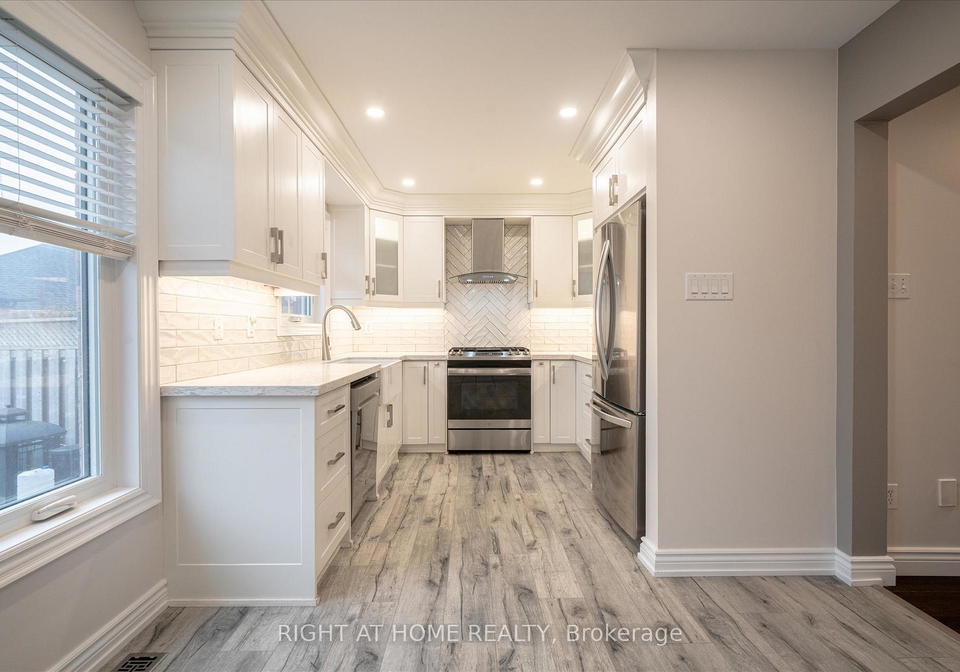 511-church-street-n-ajax-ontario-e12650368